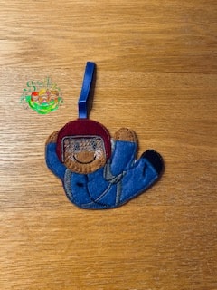 Sweetpea’s Handmade Gingerbread Sports Collection - Sky Diver