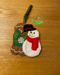 Sweetpea’s Handmade Gingerbread Christmas Collection – Snowman Builder